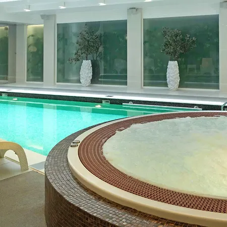 Wellton Centrum & 4* Riga