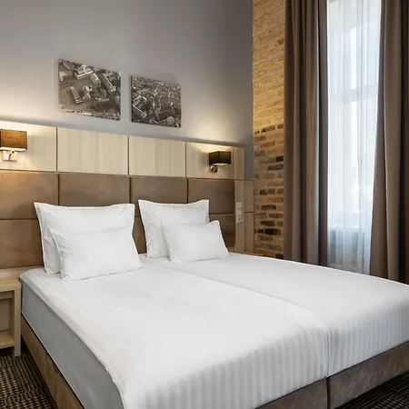 Wellton Centrum & Viesnīca 4*