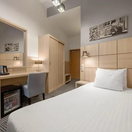 Wellton Centrum & Viesnīca 4*